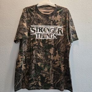 Netflix Stranger Things Camouflage Tee Xxl‎